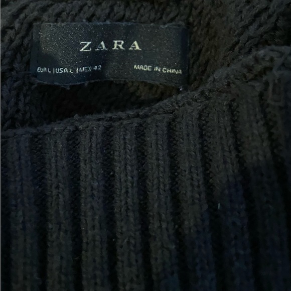 Zara Men’s Mock Neck Sweater - Picture 2 of 2